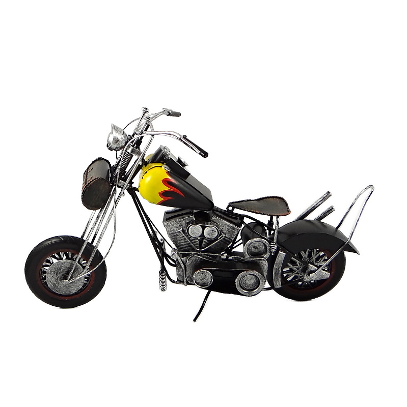 Kovový model motorky Chopper černo-stříbrný 32 cm – stylová dekorace pro motorkáře
